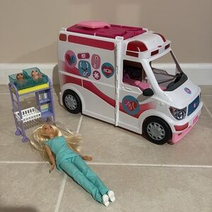 Barbie doctor and care clinic vehicle ambulance set